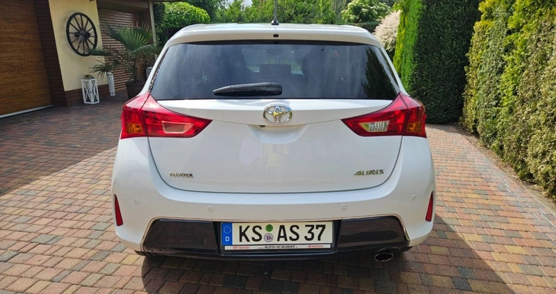 Toyota Auris cena 39999 przebieg: 127000, rok produkcji 2014 z Sokołów Małopolski małe 436